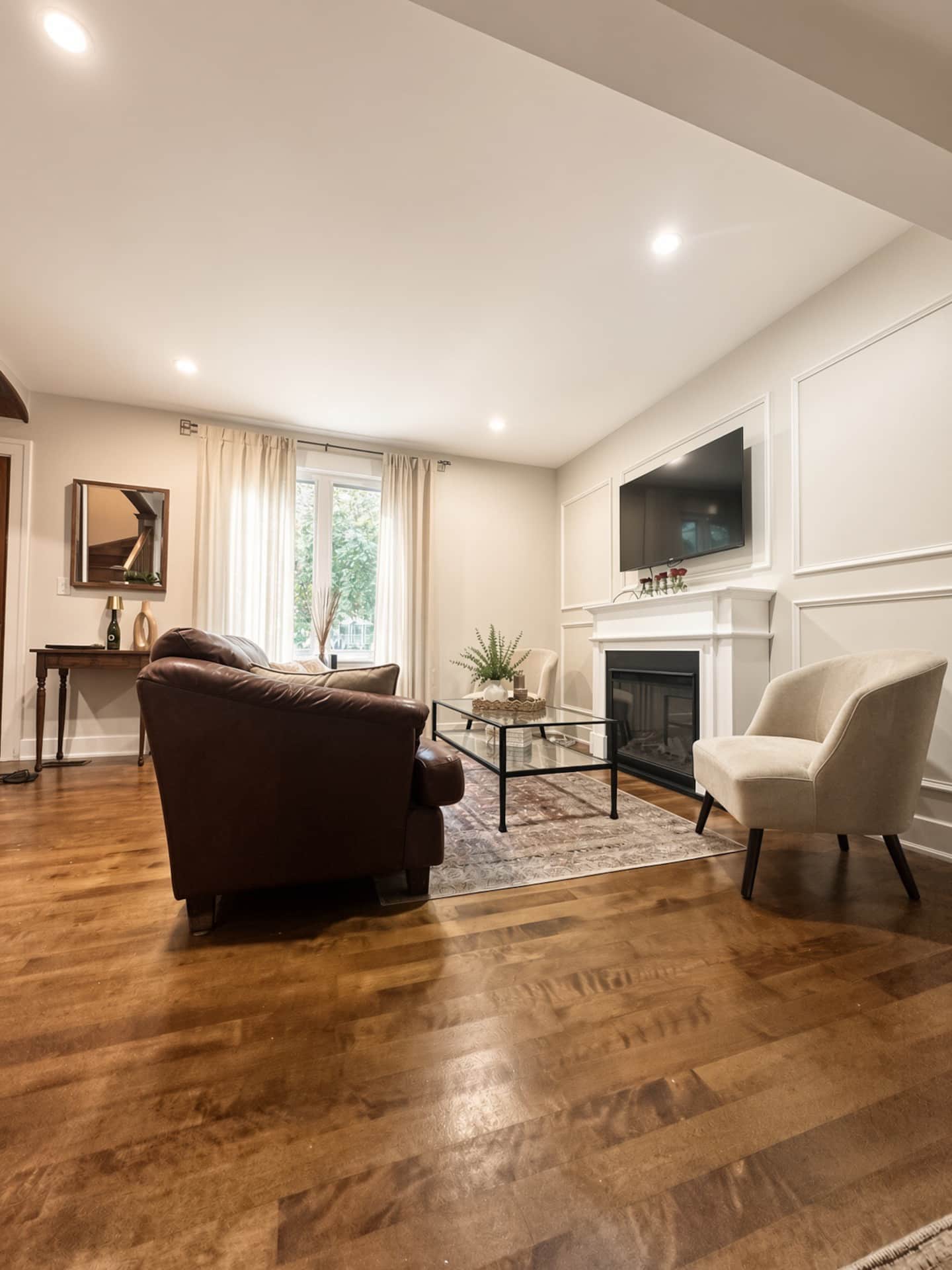 The Argyle House – living room